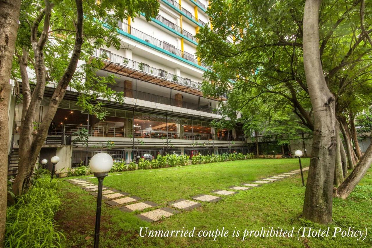 Hotel Gren Alia Jakarta Exteriér fotografie