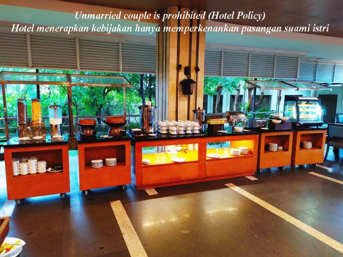 Hotel Gren Alia Jakarta Exteriér fotografie